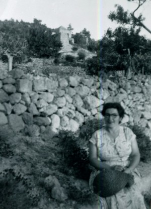Jeanne Batchelor on holiday with Mary in Spain in August 1954.